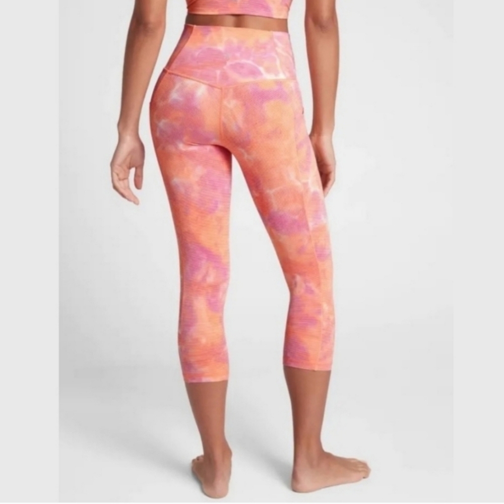 Athleta Salutation Pink Stripe Tie Dye High Rise Stash Pocket Capri Leggings - Picture 3 of 11